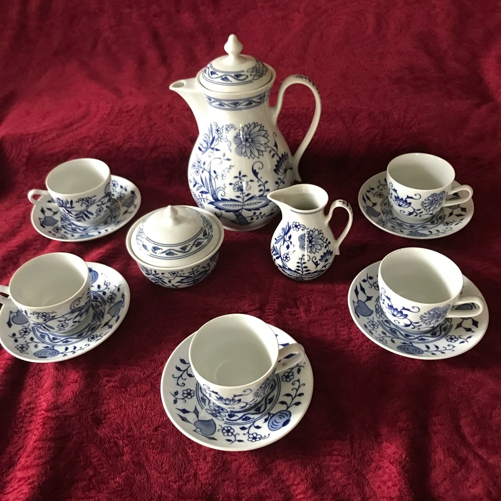Bohemia Czech Zwiebelmuster Blue and White Coffee Set